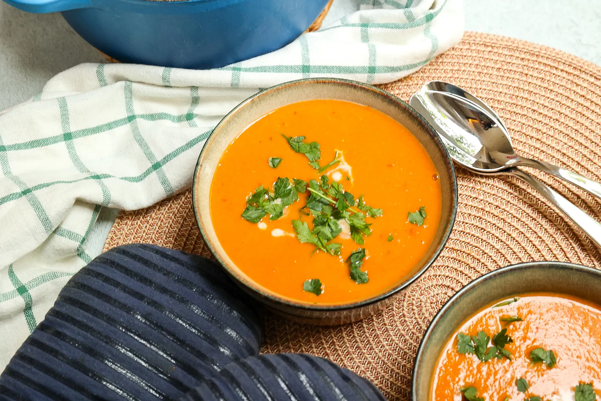 Dobroty na každý deň: Šošovicová polievka s rajčinami a paprikou