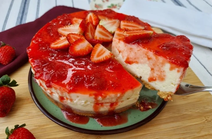 Dobroty na každý deň: Ľahký jahodový cheesecake 🍓