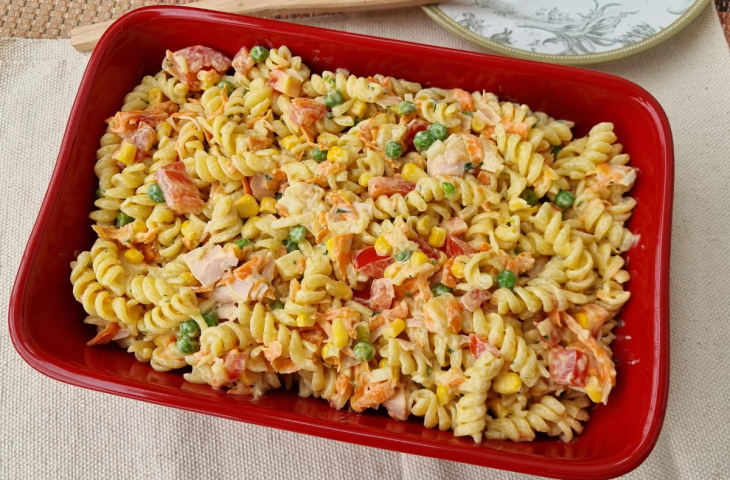 Dobroty na každý deň: Osviežujúci cestovinový šalát