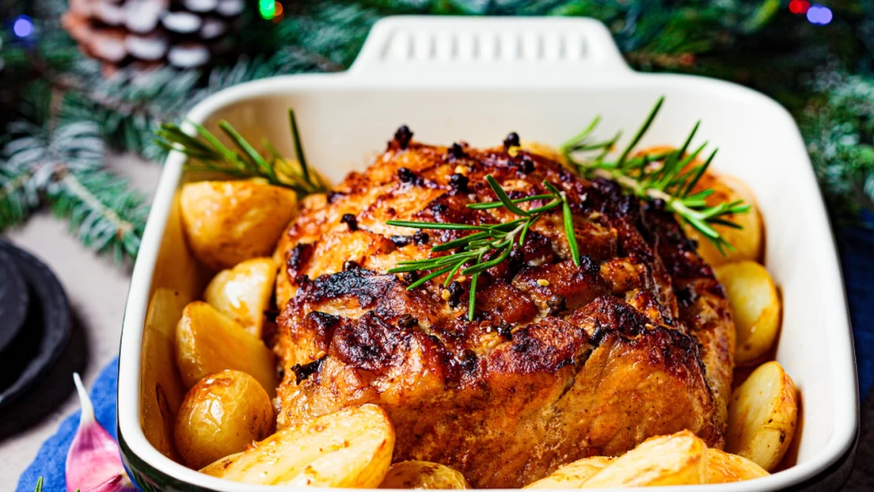 Šťavnaté bravčové pečiené s cesnakom