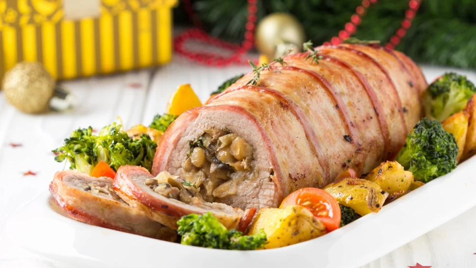 Plnená bravčová panenka s hubami a jemným zemiakovým pyré