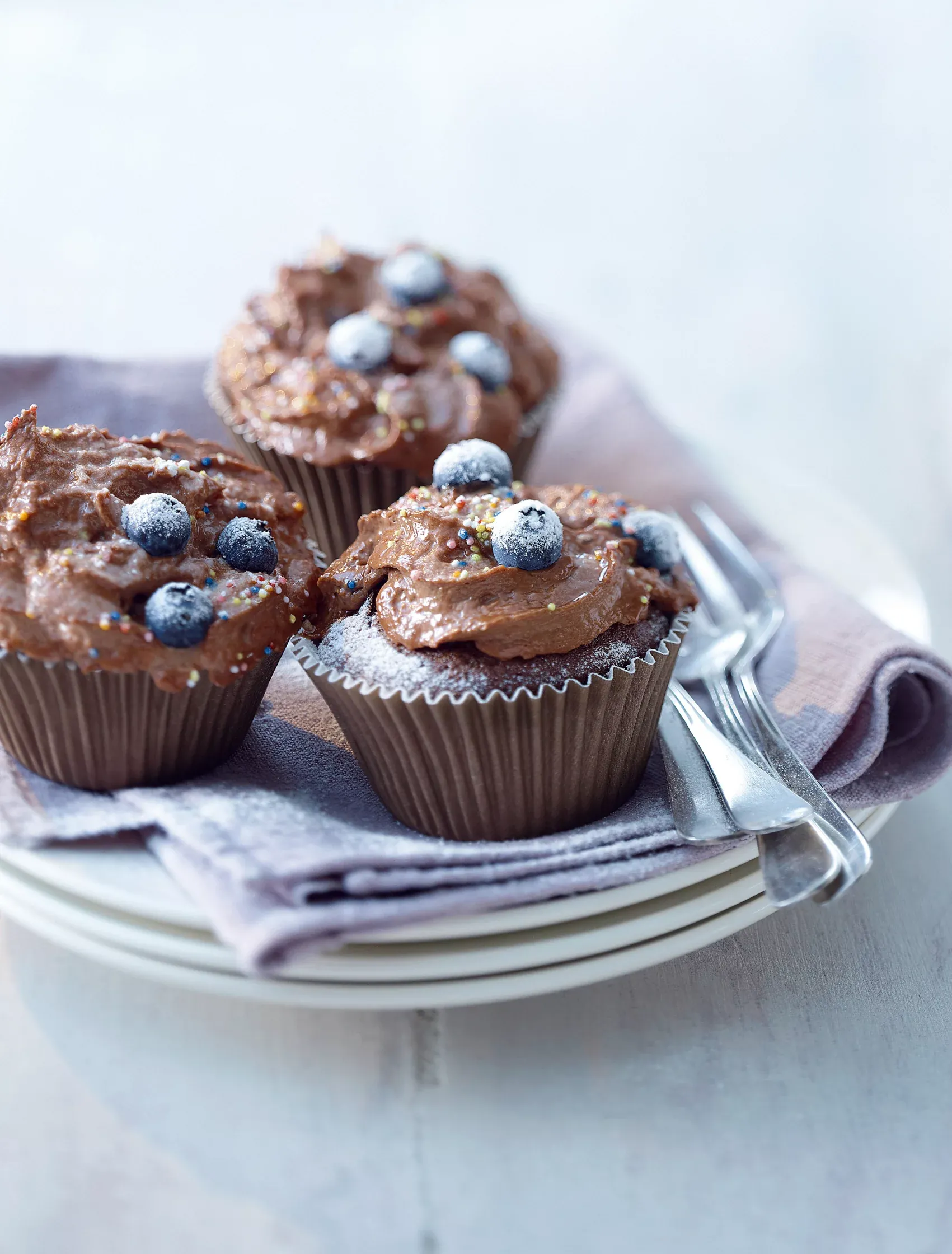 Dobroty na každý deň: Čokoládové cupcakes s čučoriedkami