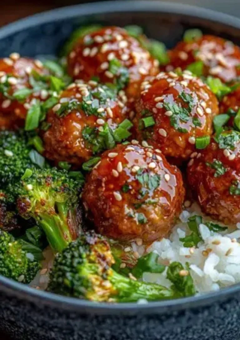 Lepkavé mongolské mäsové guľôčky s brokolicou
