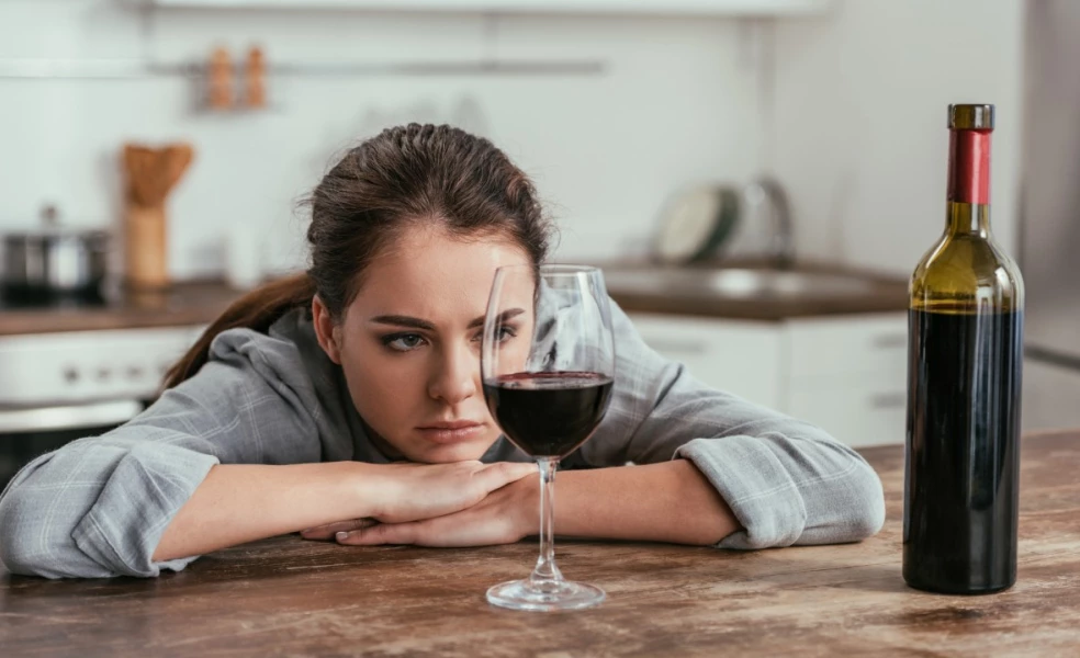 ALKOHOL ako tichý spoločník – TU NÁJDETE POMOC