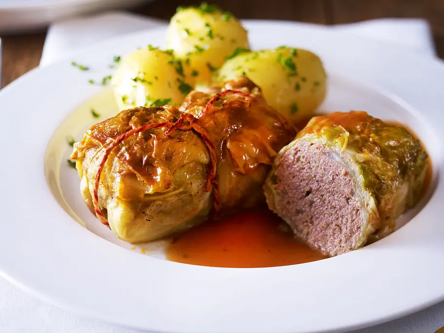 Kapustové rolky plnené mletým mäsom – klasika ako od babičky