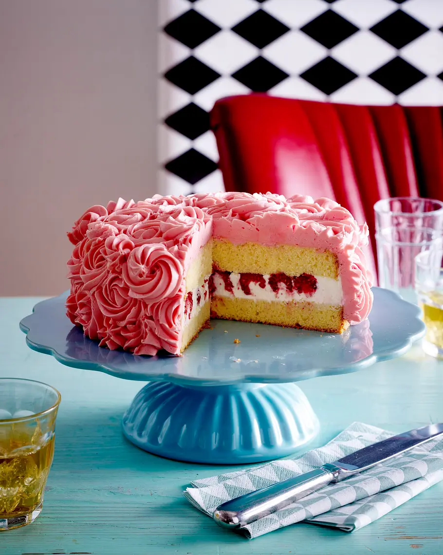 Ružová torta – kráľovná vašich dezertov