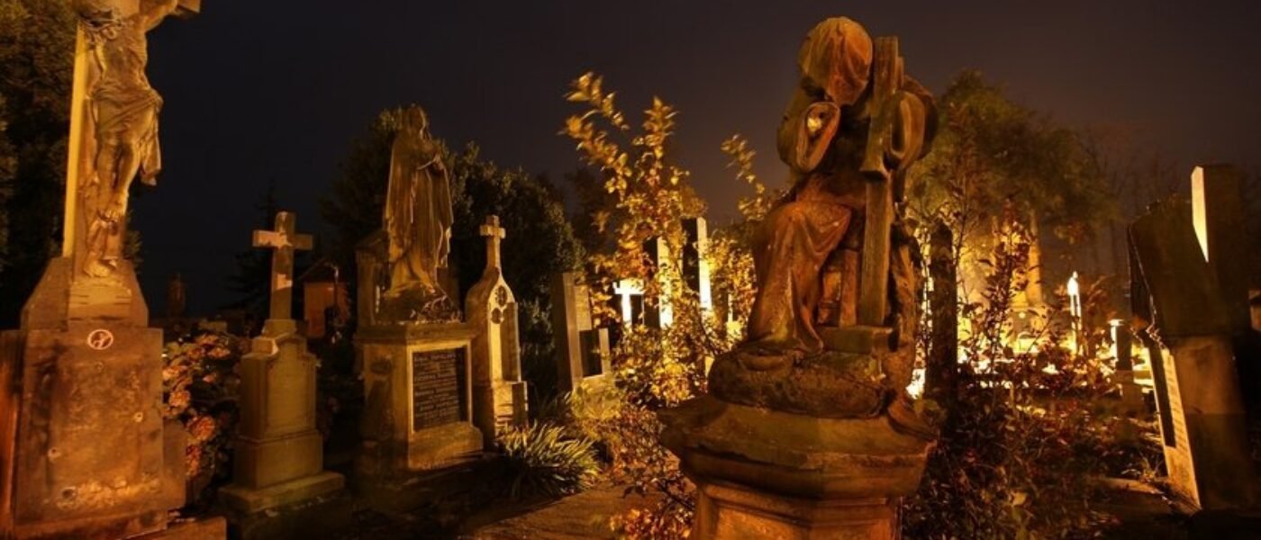 Všetkých svätých a Dušičky: Svetlo medzi živými a mŕtvymi