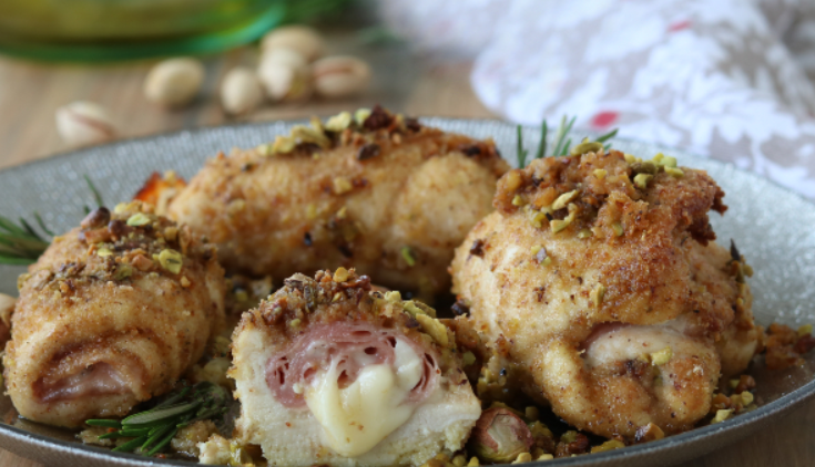 Kuracie rolky s mortadelou a pistáciami