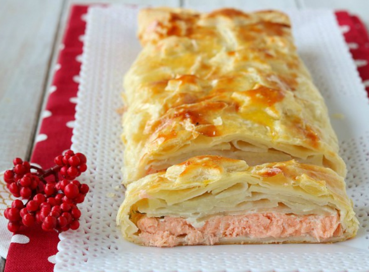 Losos so zemiakmi v lístkovom ceste