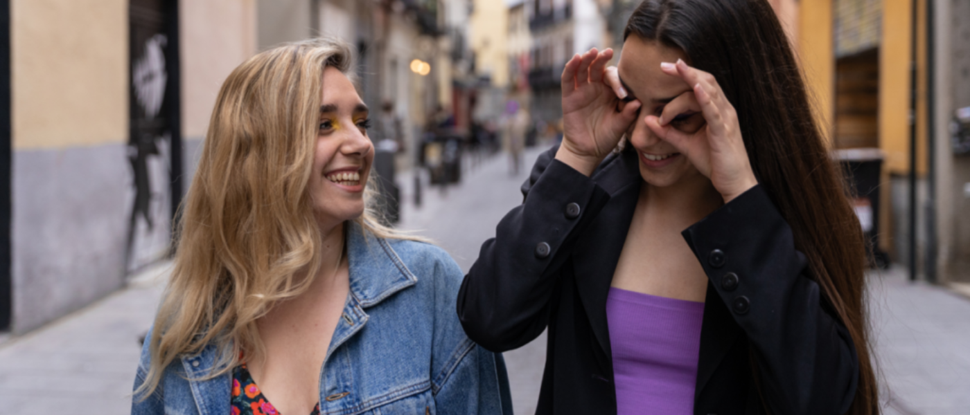 people-who-are-constantly-the-butt-of-their-friends-jokes-typically-display-these-traits-without-realizing-it-1200x630 Životný štýl a trendy roku 2026: Menej chaosu, viac zmyslu