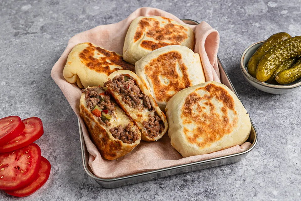 Šťavnaté plnené bochníčky z panvice