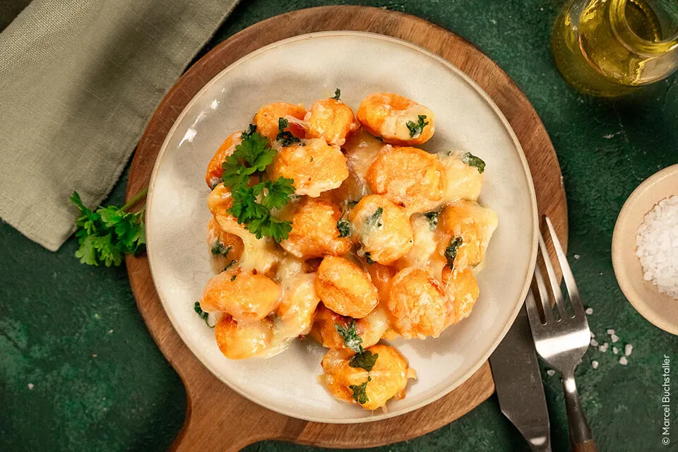 Automatický koncept Vegan gnocchi s cesnakovou omáčkou